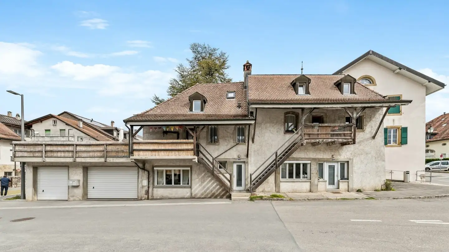 Single house for sale - 1305 Penthalaz