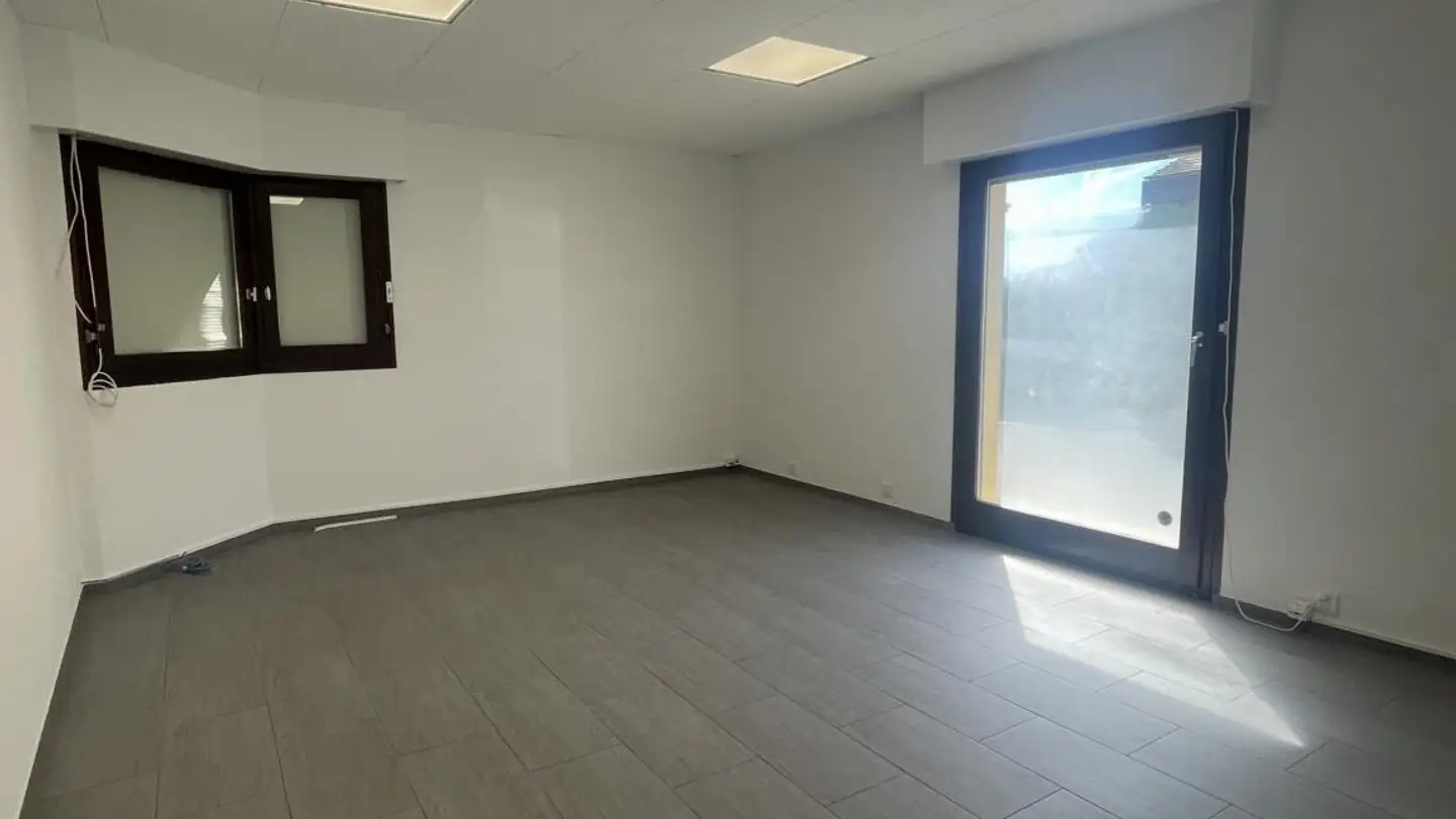 Office space for rent - Chemin Des Pralies 6, 1279 Bogis-Bossey - Photo 2