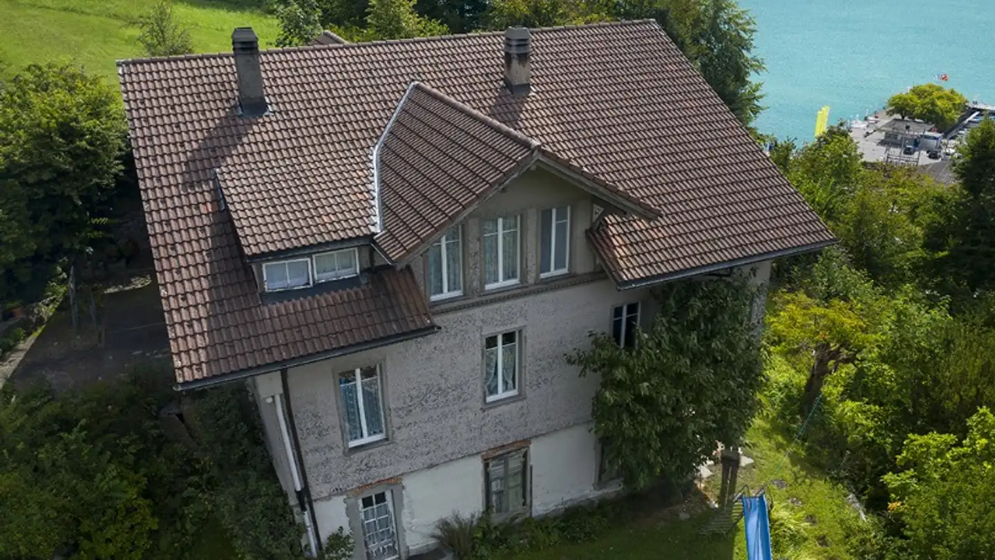 Residential building for sale - 3855 Brienz BE - Photo 3