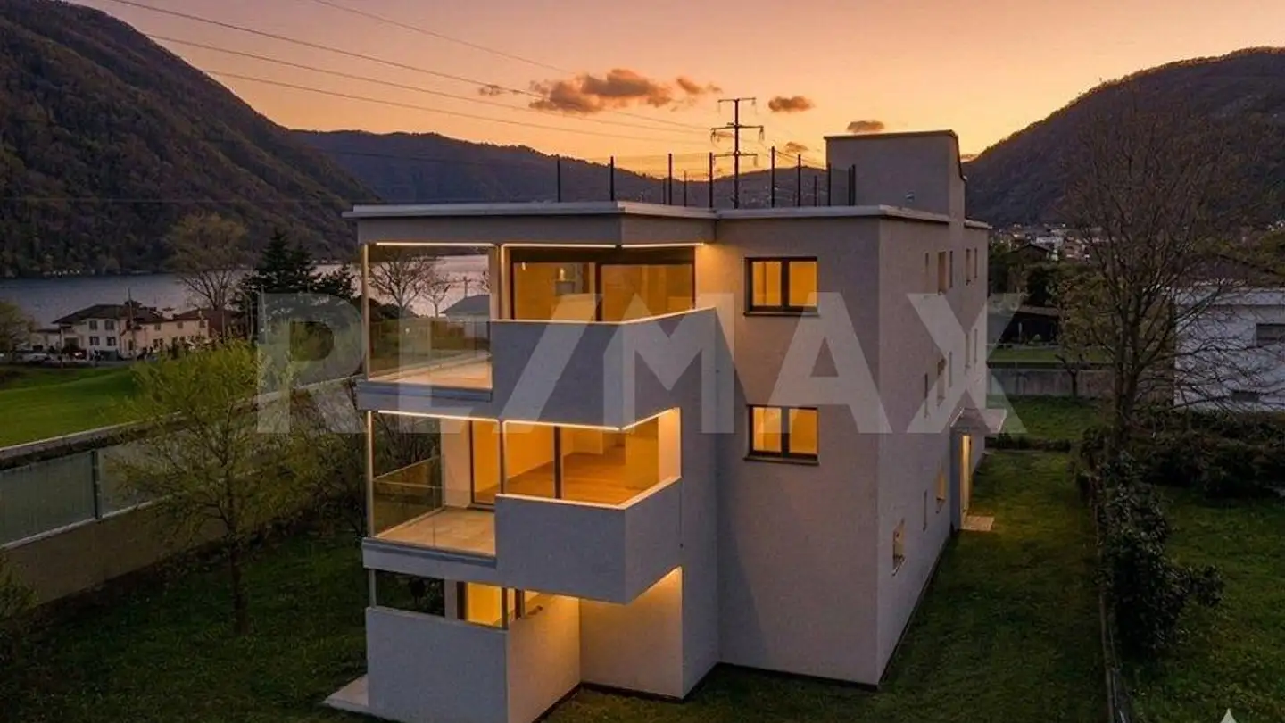 Apartment for sale - 6818 Melano