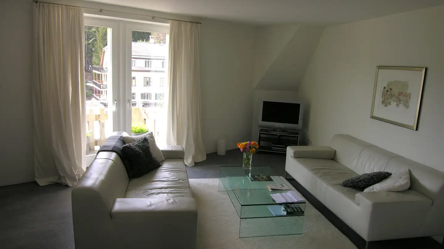 Apartment for rent - Rudi Dado 1, 7018 Flims Waldhaus - Photo 2