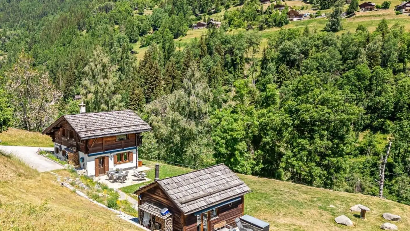 Chalet for sale - 3961 Mission - Photo 3