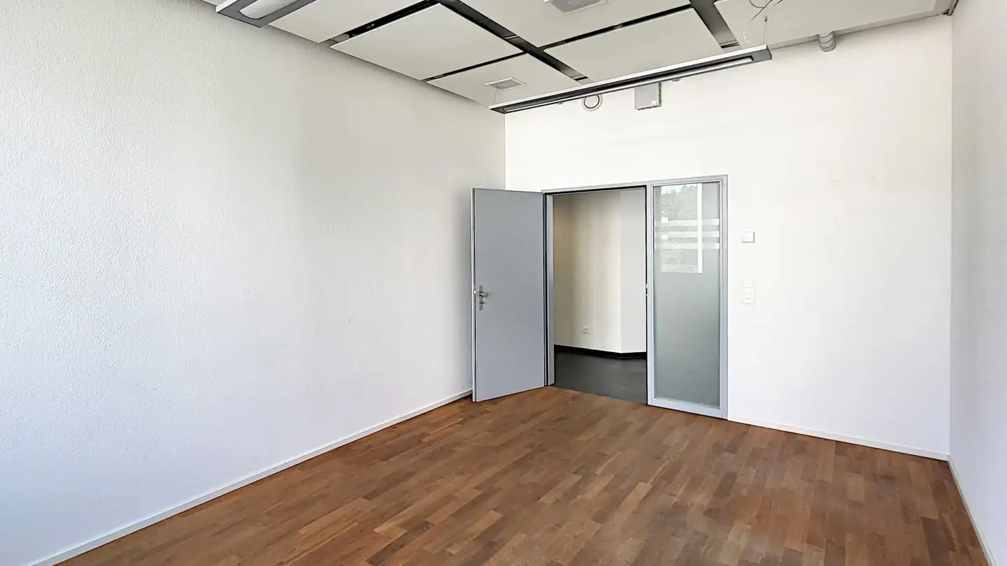 Bürofläche mieten - Zürichstrasse 72, 8306 Brüttisellen - Foto 2