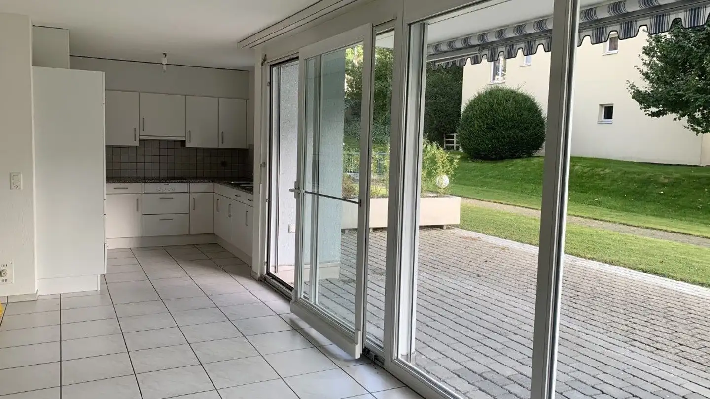 Wohnung mieten - Püntenstrasse 40, 8143 Stallikon - Foto 2