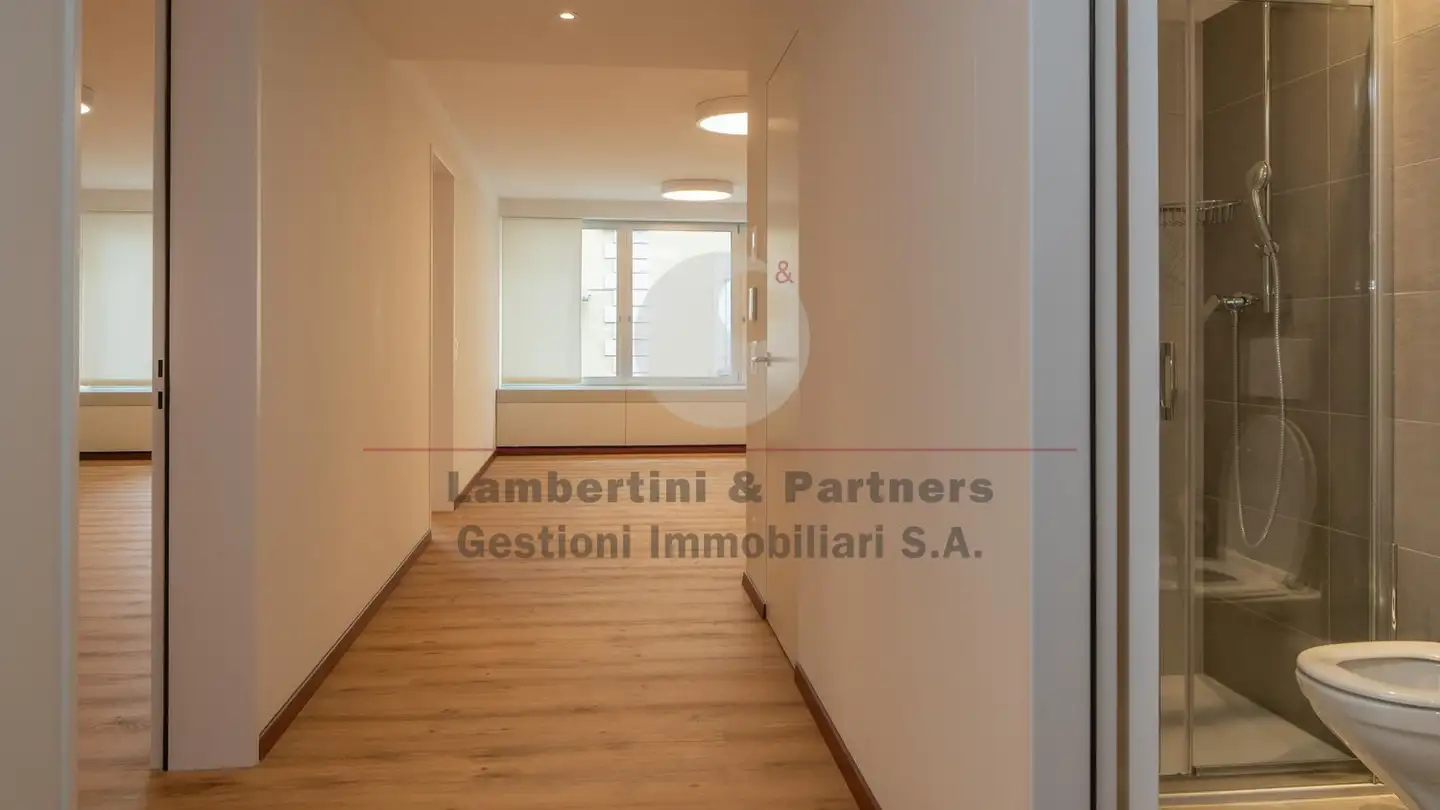 Spazio ufficio in affitto - Via Alla Ramogna 14, 6600 Locarno - Foto 4