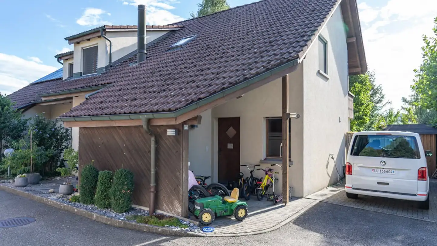 Semi-detached house for sale - 6234 Triengen