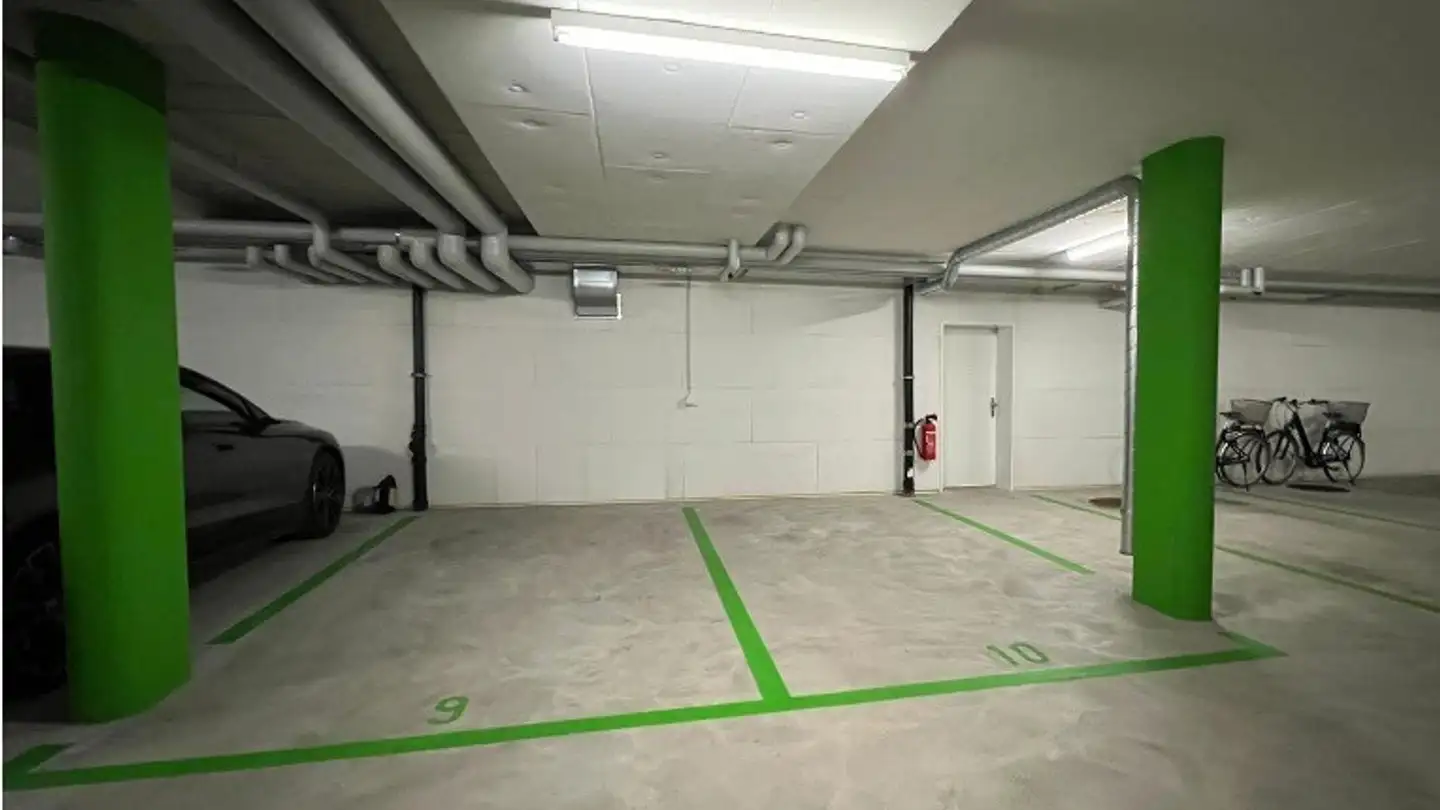 Single garage for rent - Claridenweg, 8610 Uster