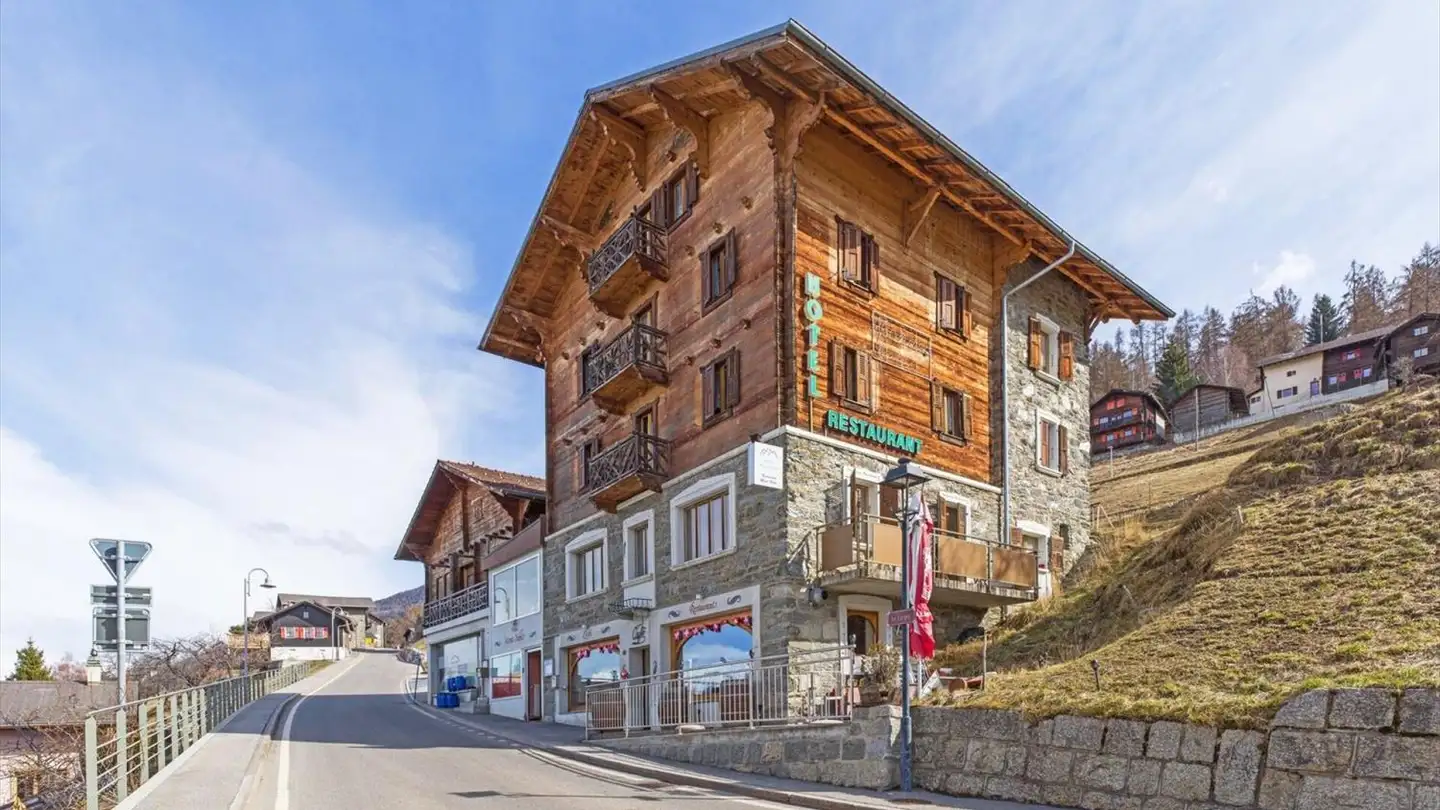 Hotel for sale - Le Largey, 1973 Nax