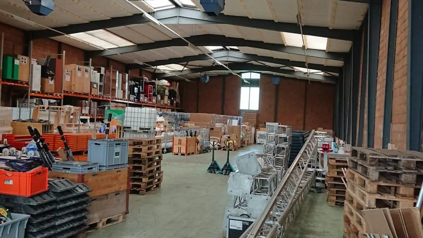 Espace de stockage à louer - Industriestrasse 12, 2545 Selzach