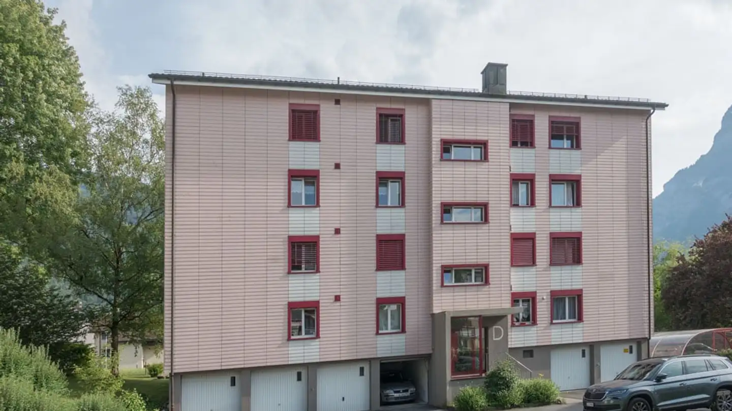 Wohnung mieten - Neuhaus 1d, 8753 Mollis