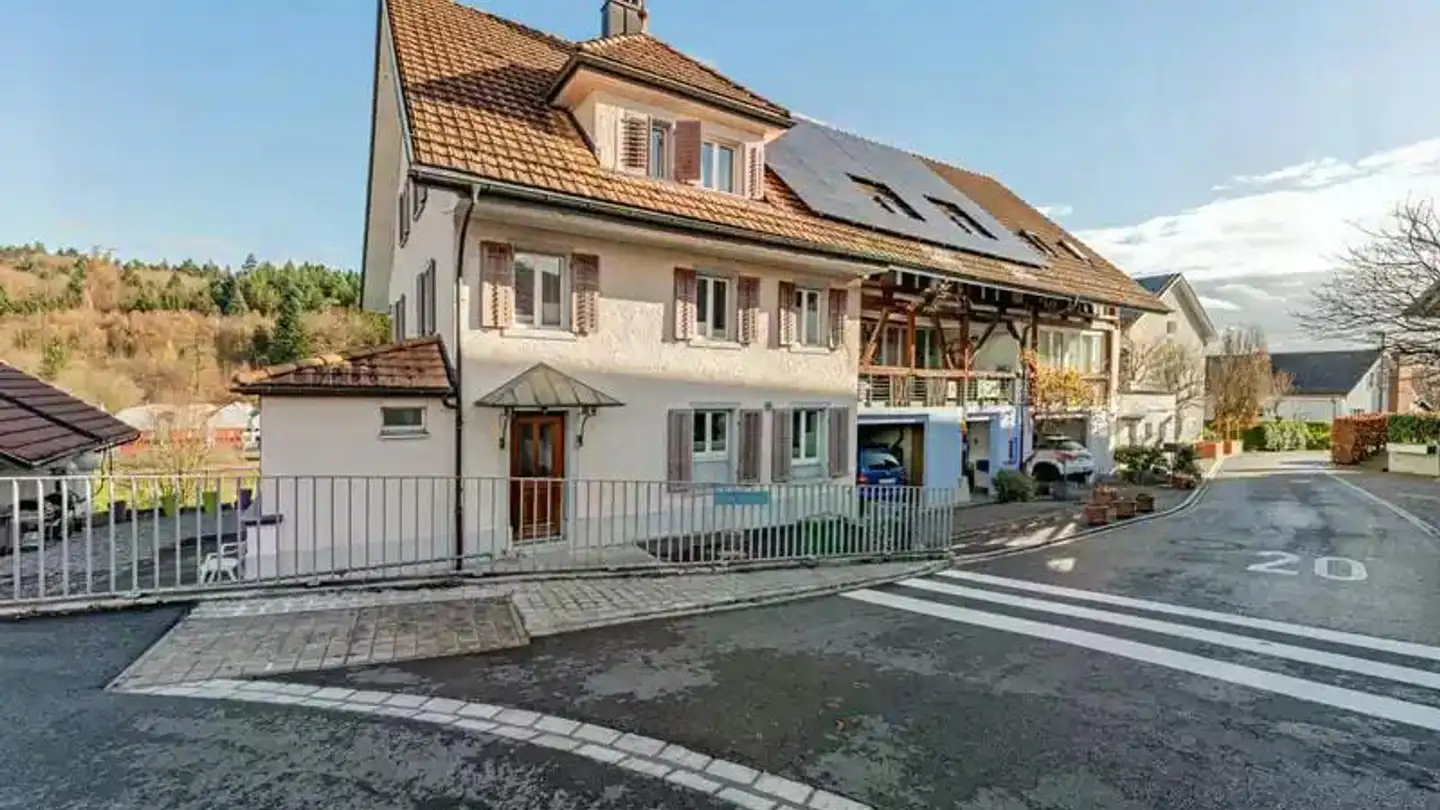 Casa a schiera in vendita - Untere Dorfstrasse 1, 5405 Dättwil AG - Foto 3