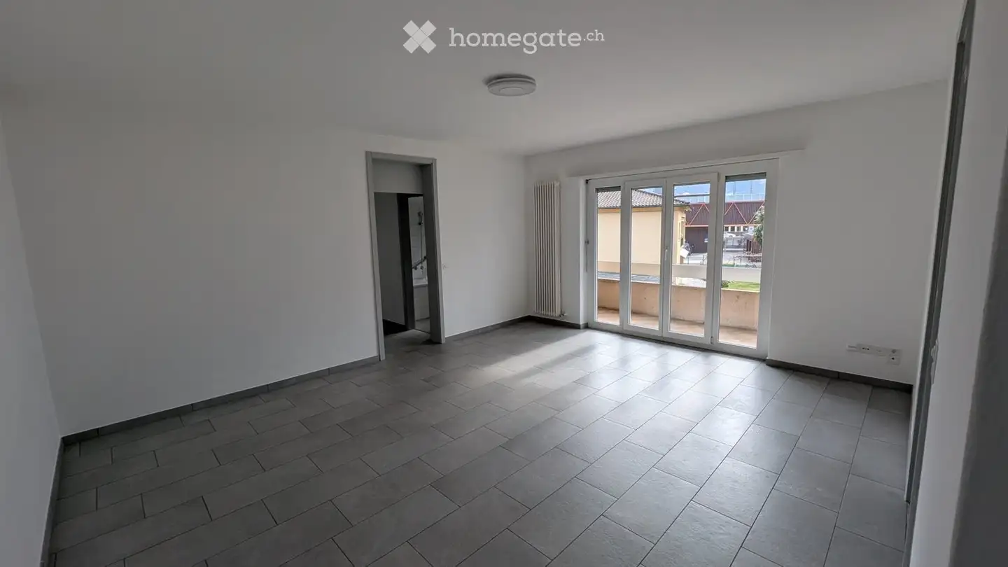 Appartement à louer - Via Del Piano 3, 6512 Giubiasco