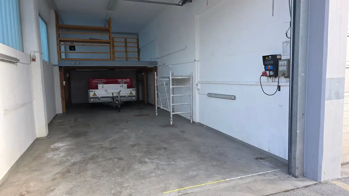 Atelier à louer - Industriestrasse 17, 8864 Reichenburg - Photo 2