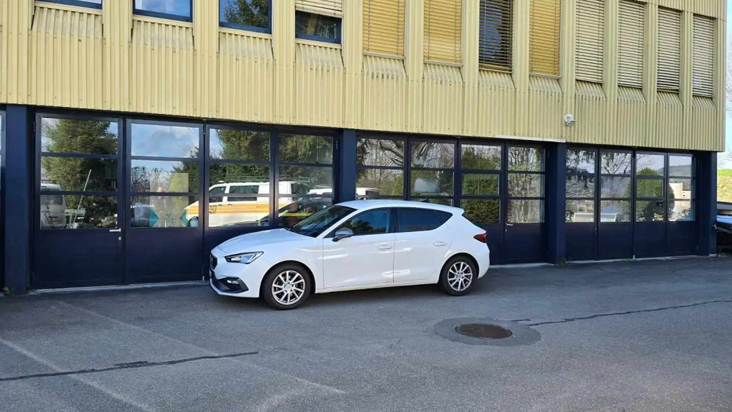 Single garage for rent - Moosacherstrasse 4, 8804 Au ZH