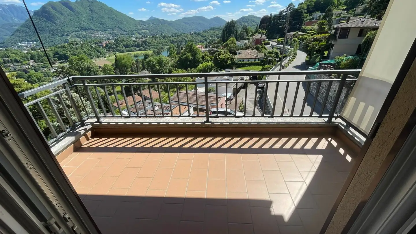 Apartment for rent - 6942 Savosa - Photo 2