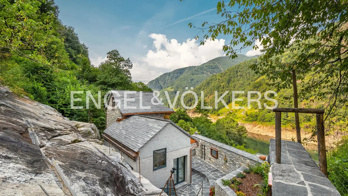 Einfamilienhaus kaufen - Via Berzona, 6632 Vogorno