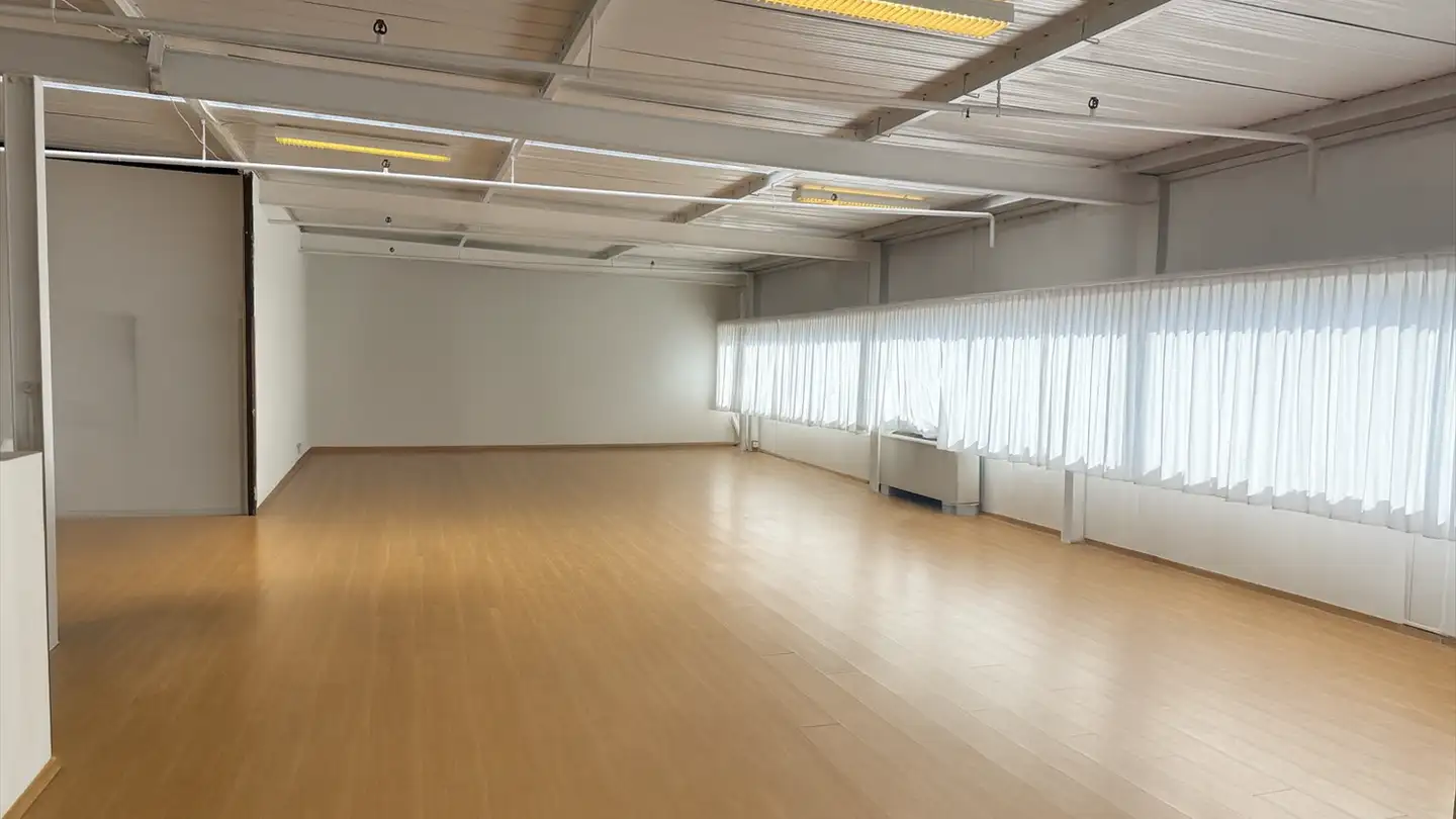 Commercial for rent - Route Du Léman 33, 1907 Saxon - Photo 4