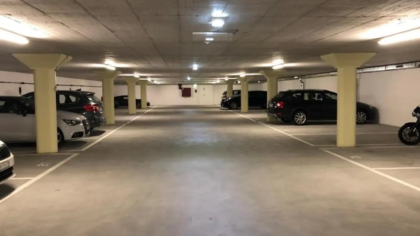 Parcheggio esterno in affitto - Ankenbüel 1, 8126 Zumikon