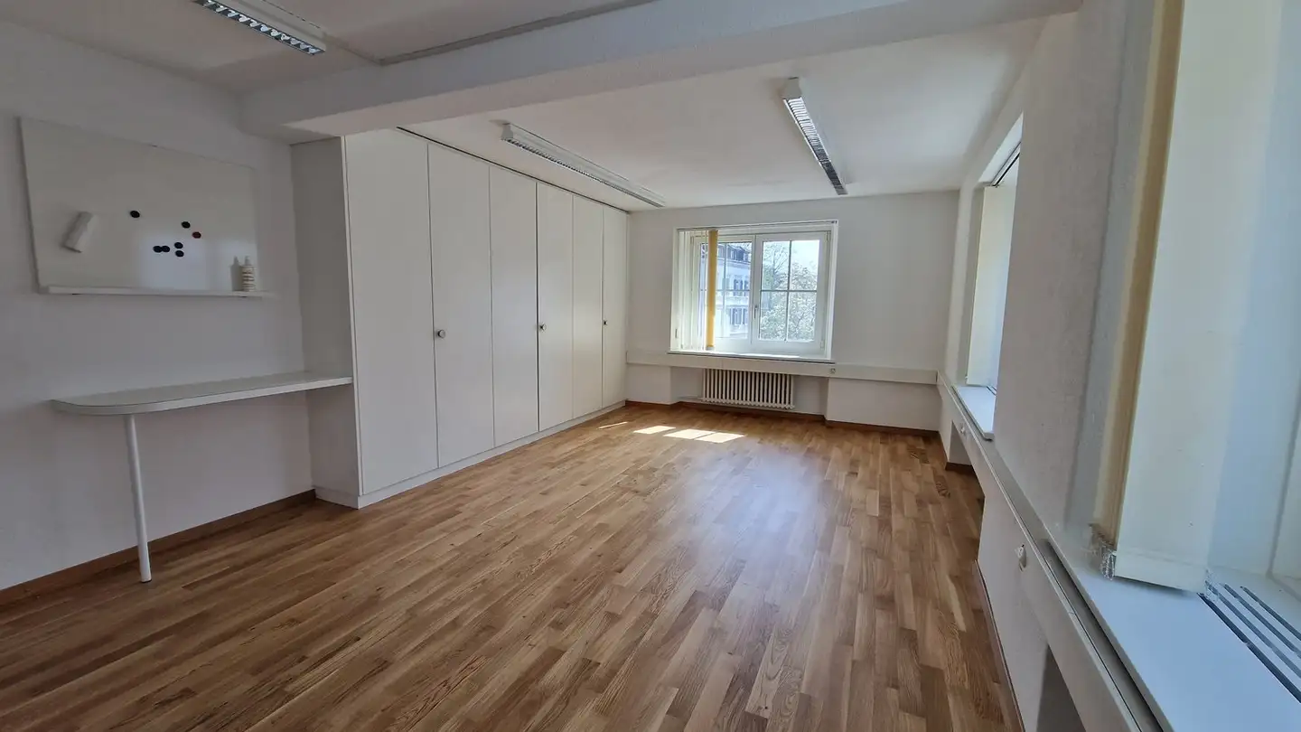 Office space for rent - Seestrasse 97, 8707 Uetikon am See - Photo 2