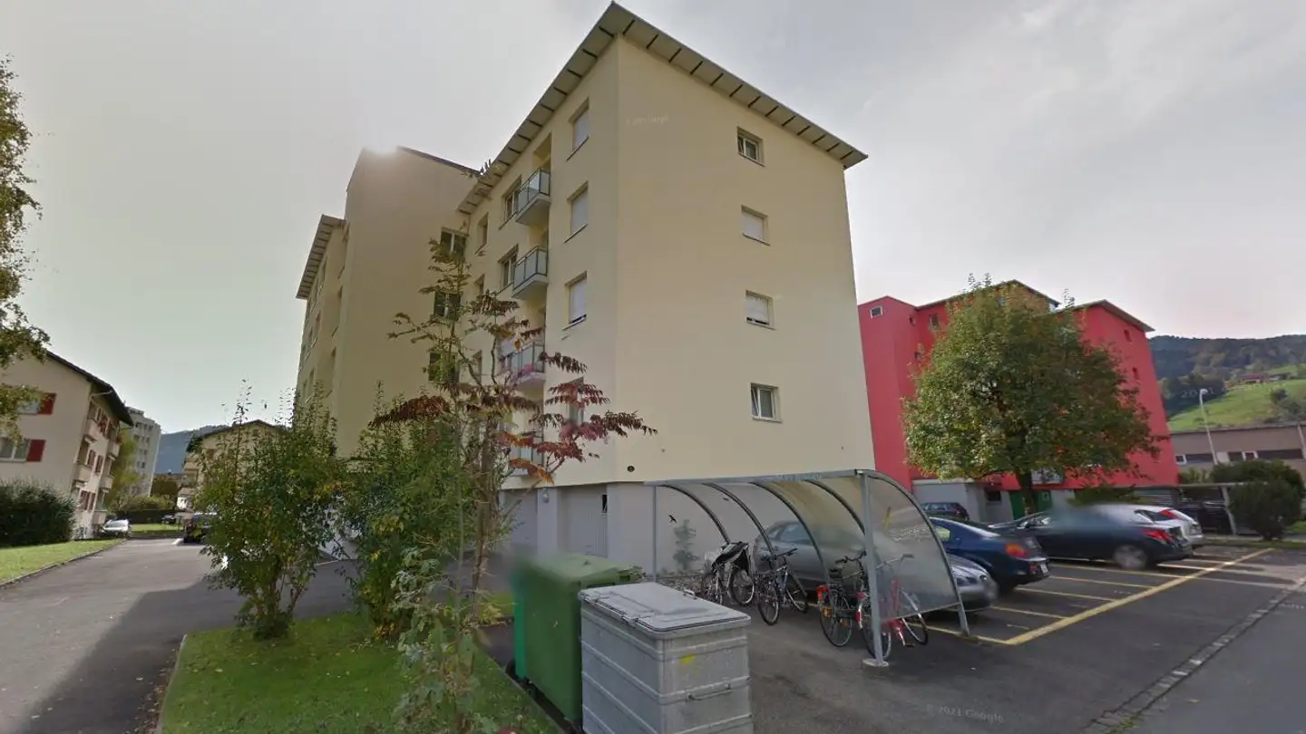 Place de parking extérieure à louer - Ebenauweg 4, 6048 Horw