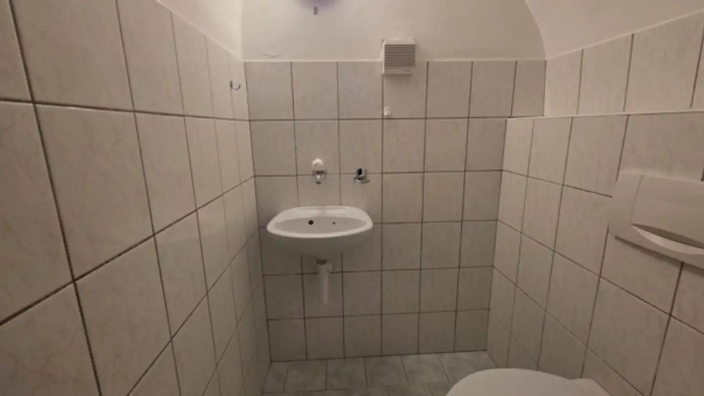 Commercial à louer - Rue Daniel-Jeanrichard 13, 2400 Le Locle - Photo 3