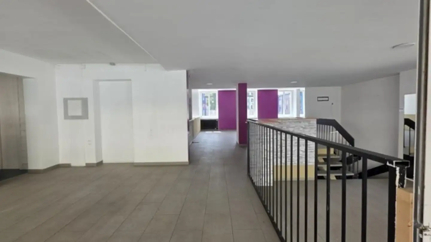 Commercial à louer - Rue Daniel-Jeanrichard 13, 2400 Le Locle - Photo 4