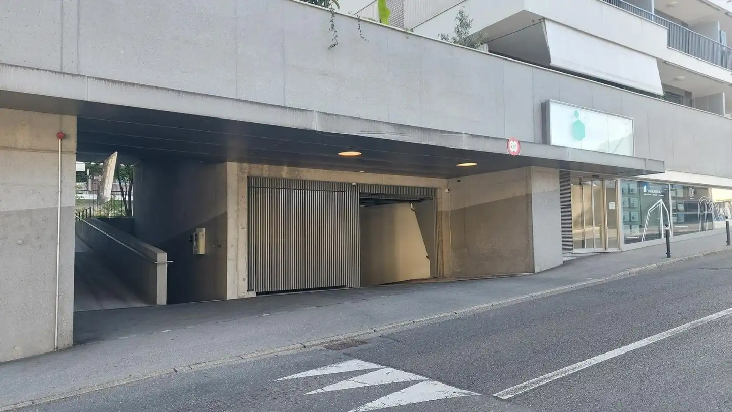 Parkplatz im Freien mieten - Avenue Des Planches 20c, 1820 Montreux - Foto 2