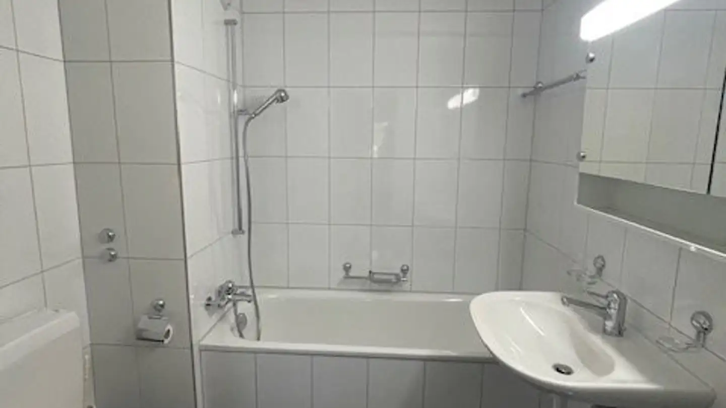 Apartment for rent - Lindenstrasse 28, 2552 Orpund - Photo 2