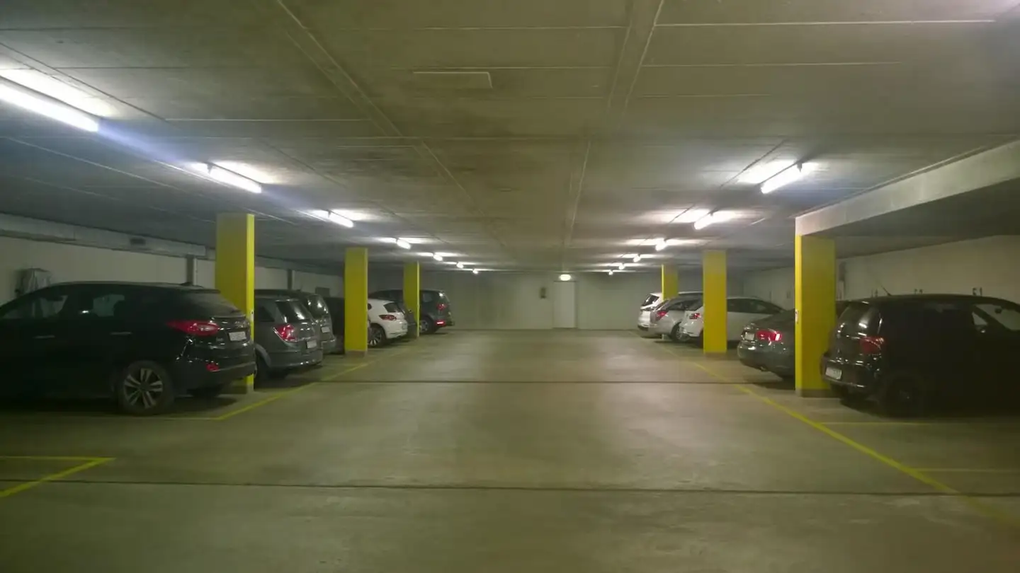 Place de parking extérieure à louer - Florastrasse 9, 8620 Wetzikon ZH