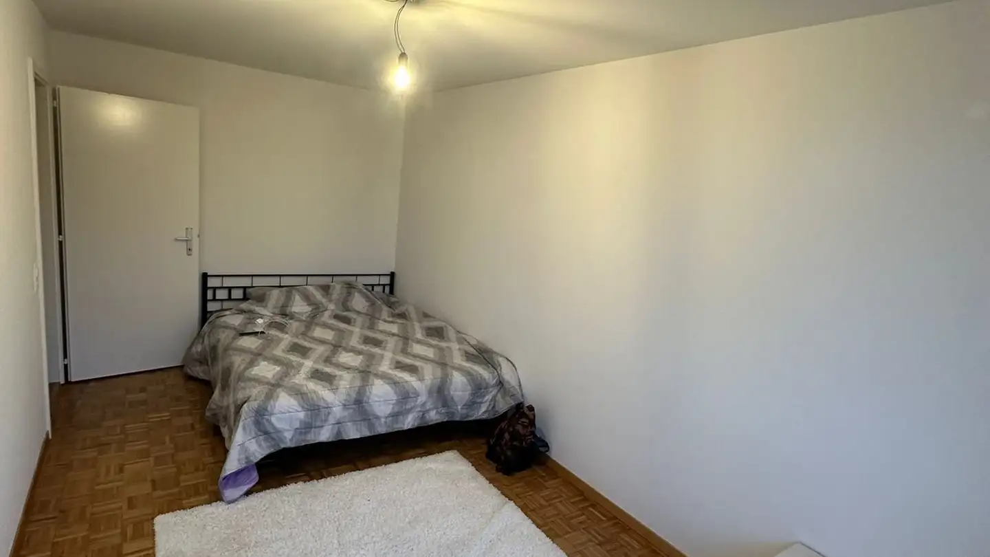 Single room for rent - Rue Des Battieux 15, 2000 Neuchâtel - Photo 3