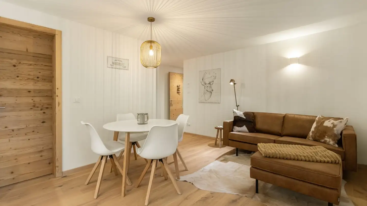 Appartement à louer - Crappun 17, 7503 Samedan - Photo 2