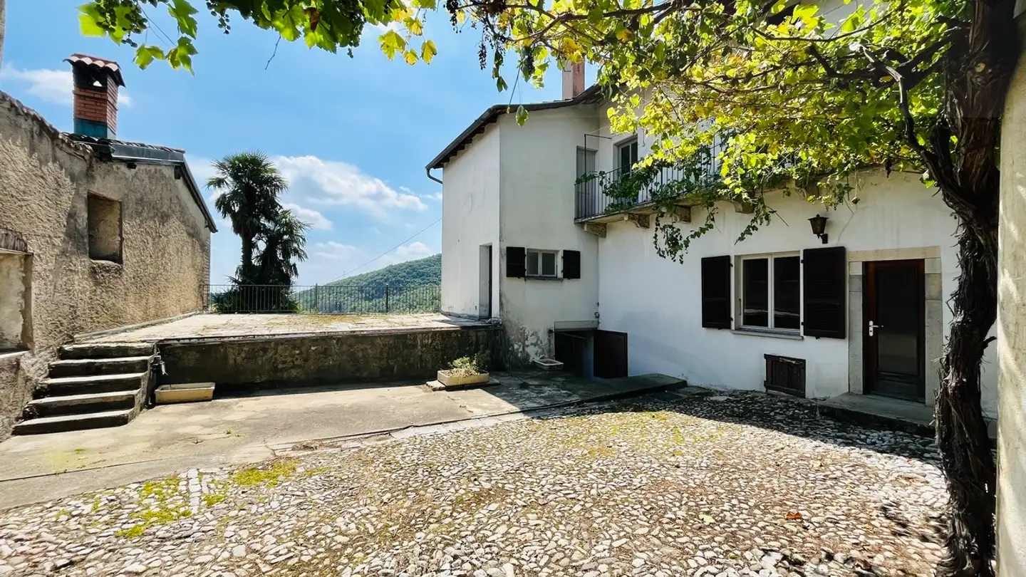 Casa bifamiliare in vendita - Via Bernardo Peyer, 6866 Meride - Photo 4