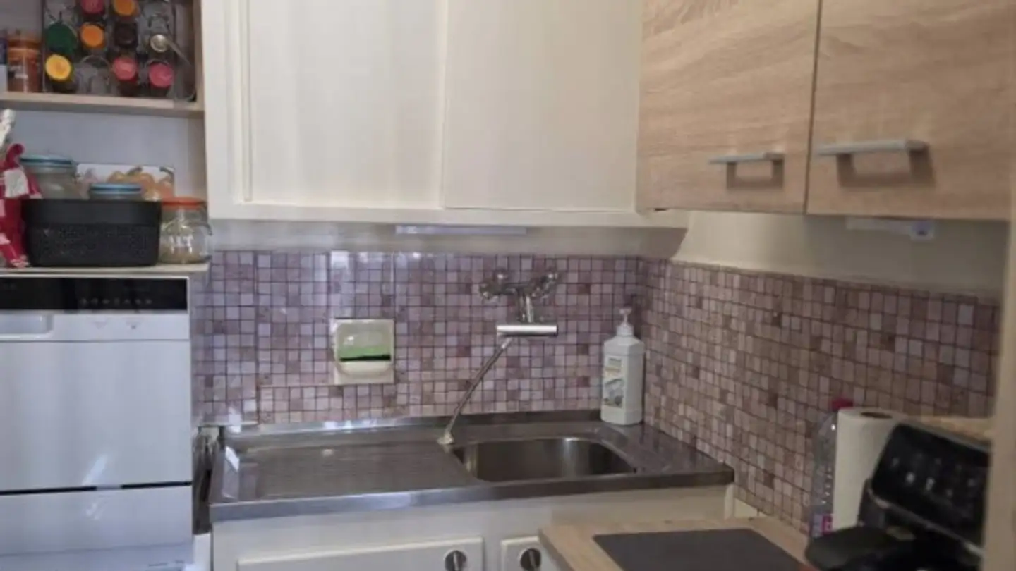 Apartment for rent - 1205 Genève - Photo 2