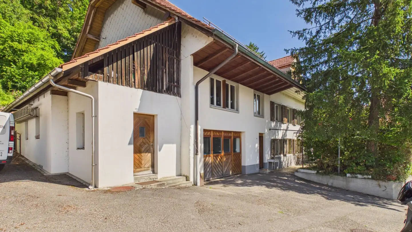 Farm for sale - Oltnerstrasse, 5013 Niedergösgen