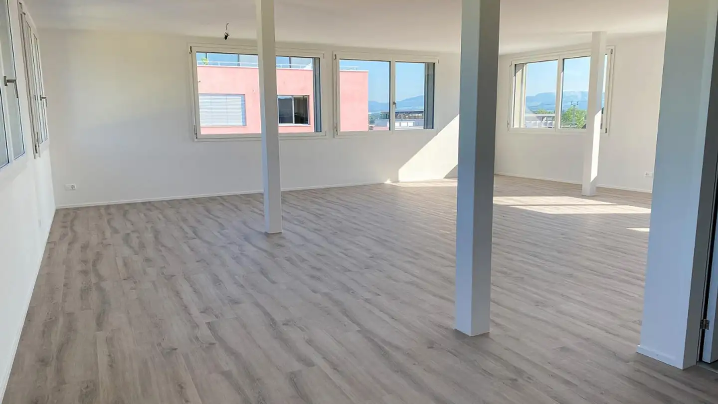 Penthouse for rent - Schürmattstrasse 3, 5643 Sins - Photo 4