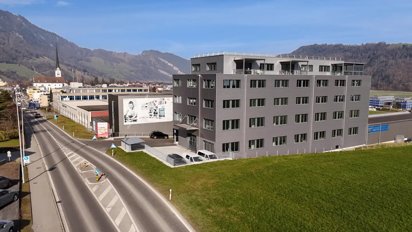 Gewerbe mieten - Brünigstrasse 43, 6055 Alpnach Dorf