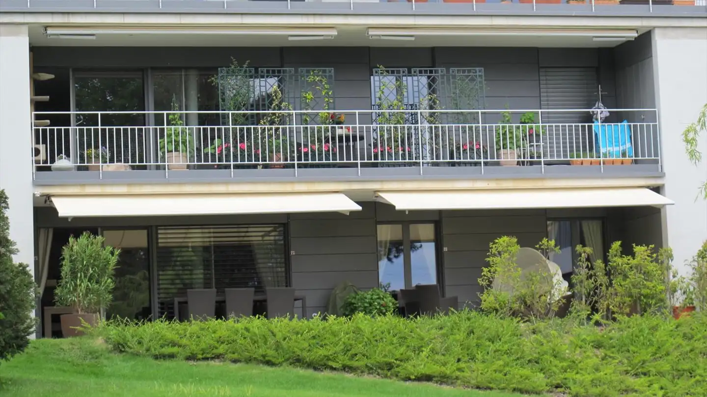 Appartamento in affitto - Chemin Des Plantaz 11, 1180 Rolle - Photo 2