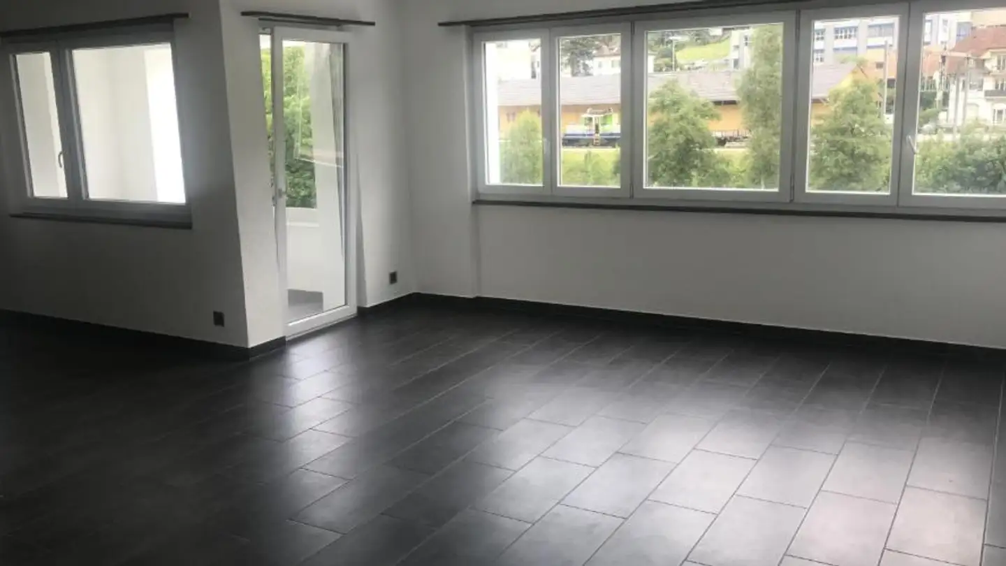 Apartment for rent - Rue Centrale 7, 2740 Moutier - Photo 2