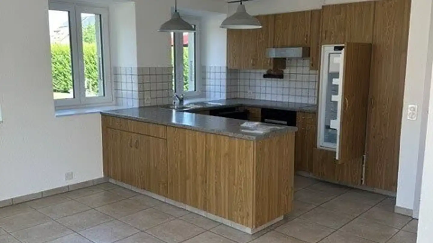 Single house for rent - Chemin Du Moléson 41, 1077 Servion - Photo 4