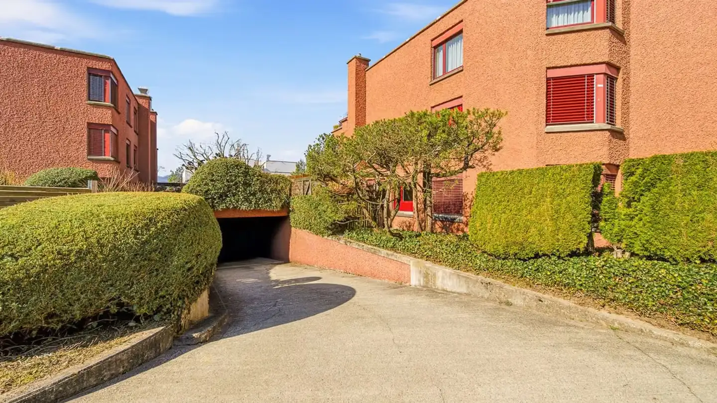 Underground parking space for rent - Obstgartenstrasse 3, 8703 Erlenbach ZH
