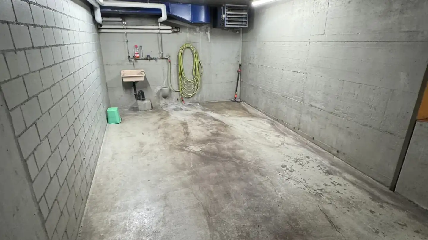 Underground parking space for rent - Obstgartenstrasse 3, 8703 Erlenbach ZH - Photo 3