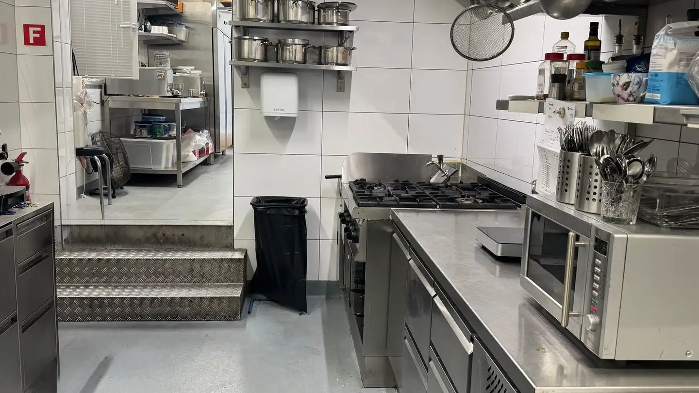 Ristorante in affitto - Bruggwaldstrasse 1a, 9008 St. Gallen - Photo 2