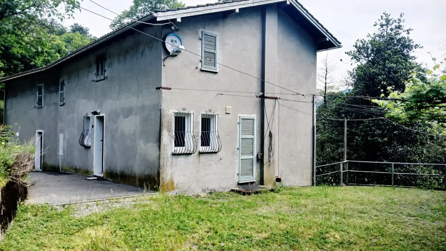 Commercial à vendre - 6835 Morbio Superiore