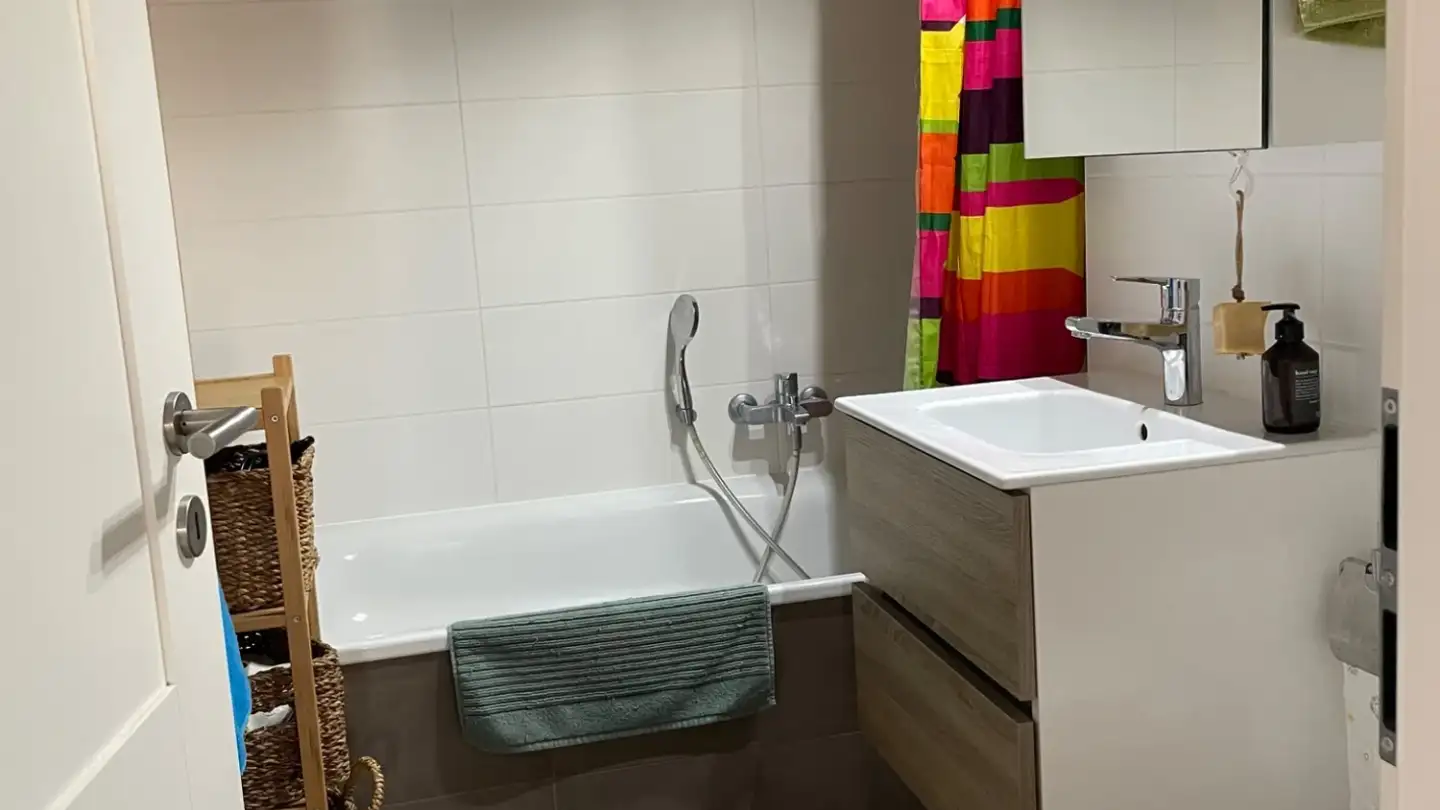 Apartment for rent - Rue De La Reusière 4, 2024 St-Aubin-Sauges - Photo 3