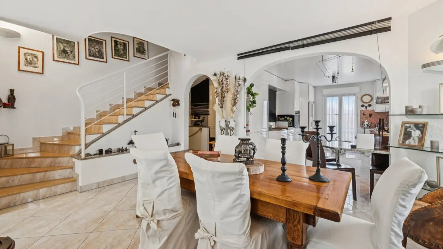 Row house for sale - 1267 Vich