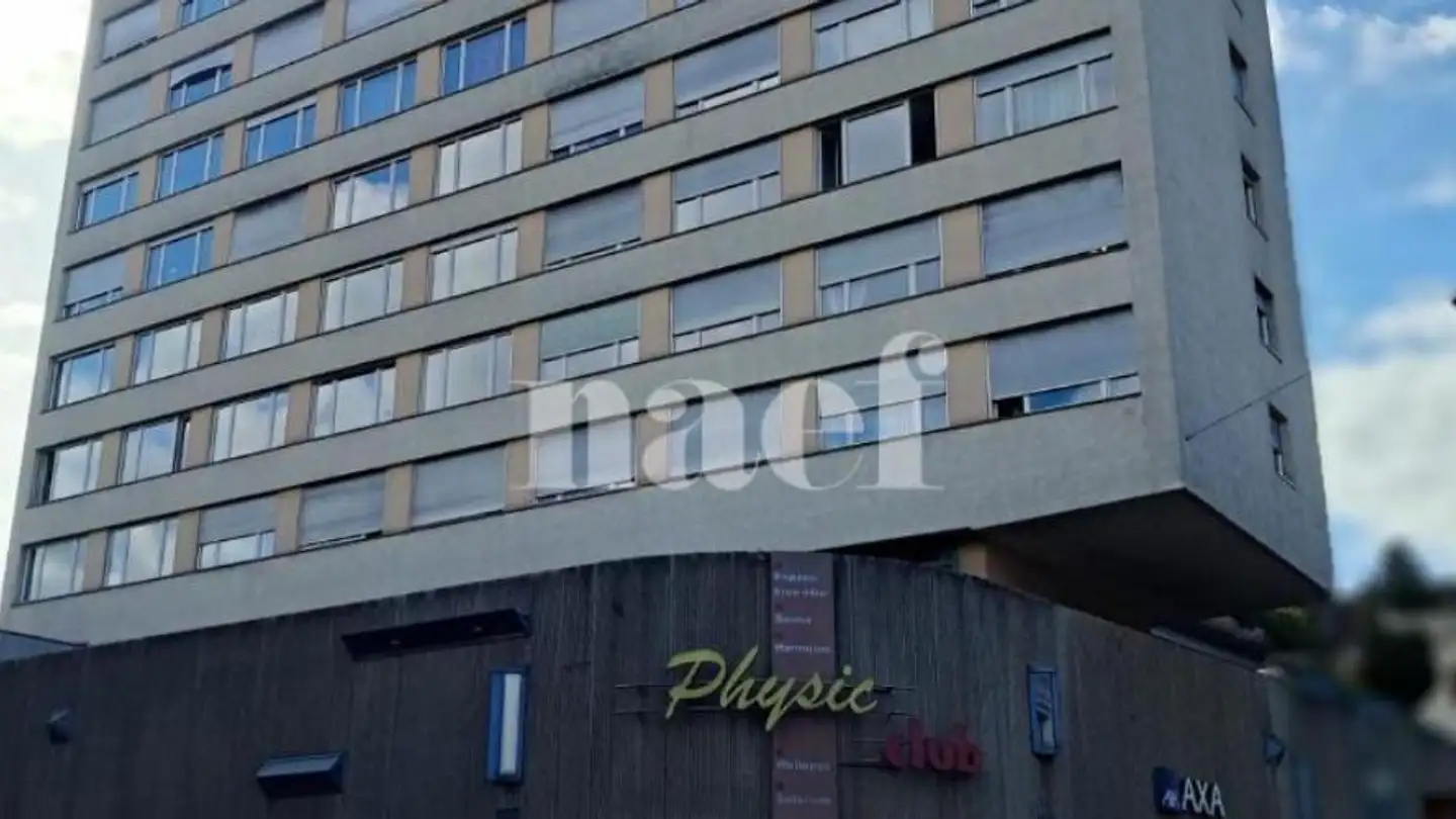 Covered parking space for rent - Rue des Moulins 28, 2800 Delémont