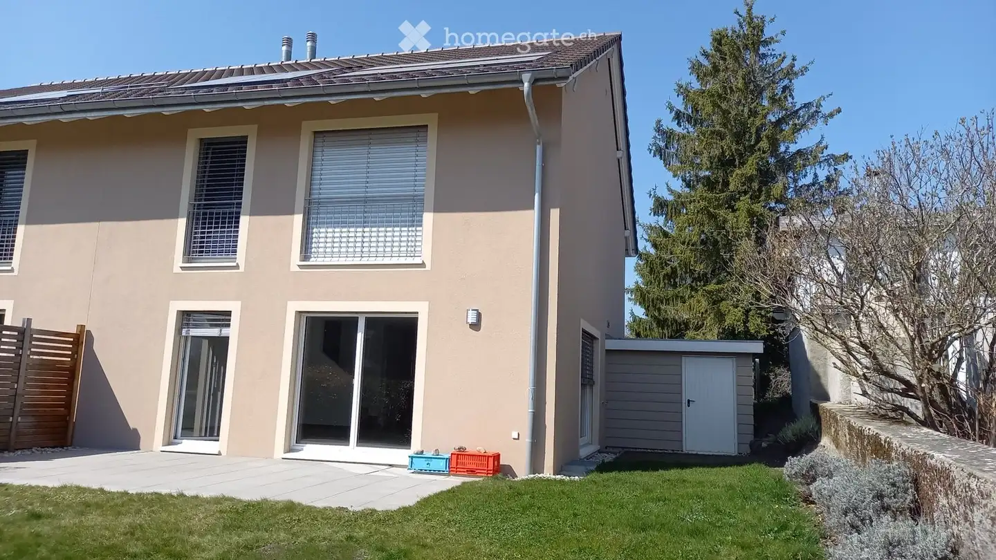 Single house for rent - Rue de l'Eglise, 1128 Reverolle - Photo 2