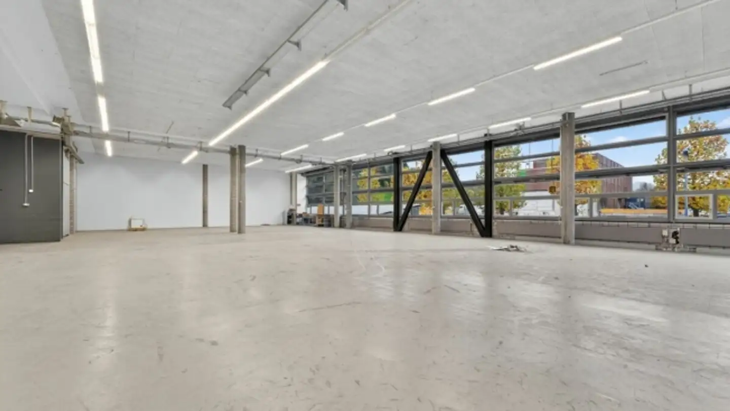 Geschäft mieten - Reusseggstrasse 9, 6020 Emmenbrücke