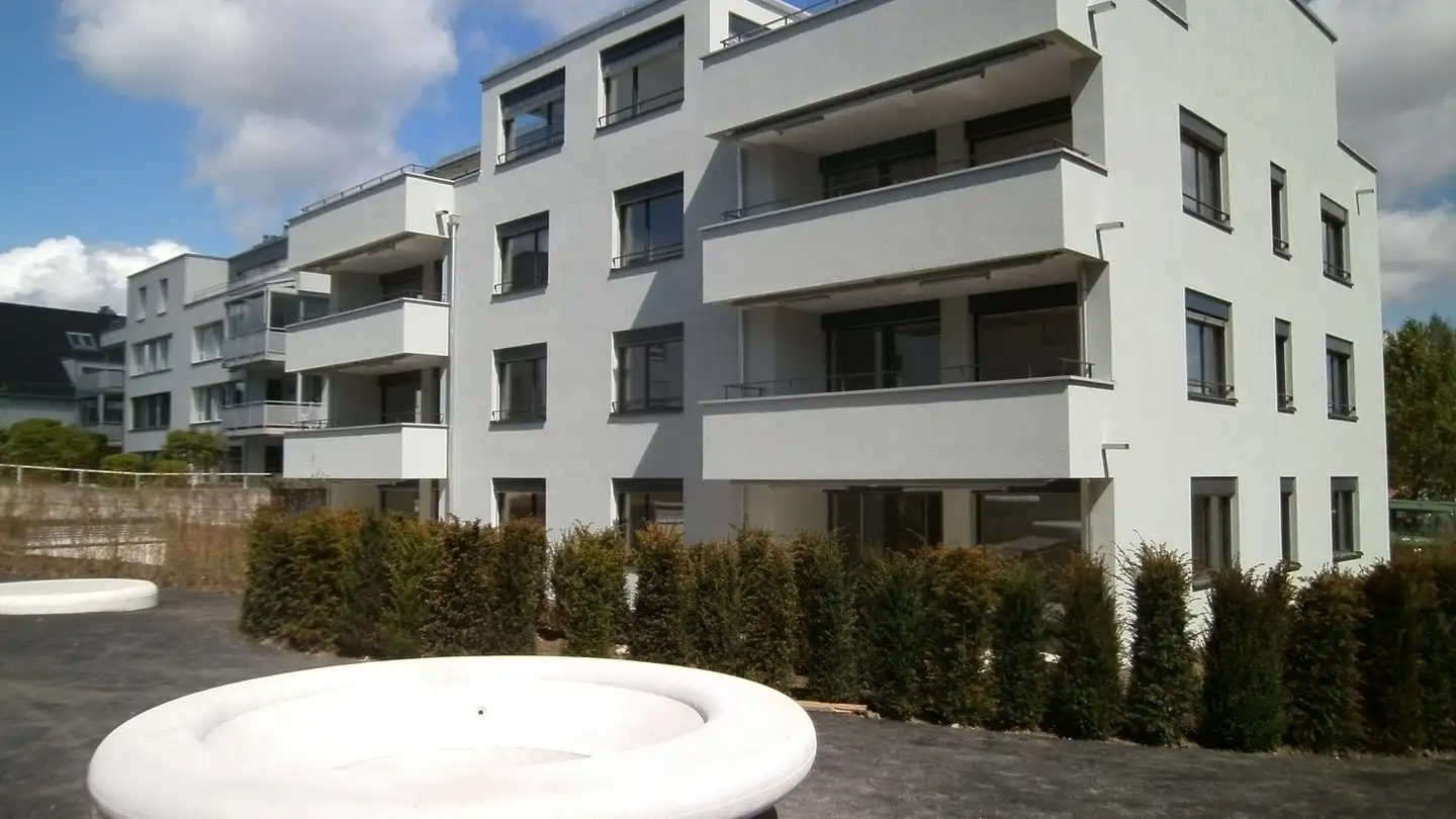 Wohnung mieten - Benglenstrasse 10, 8118 Pfaffhausen