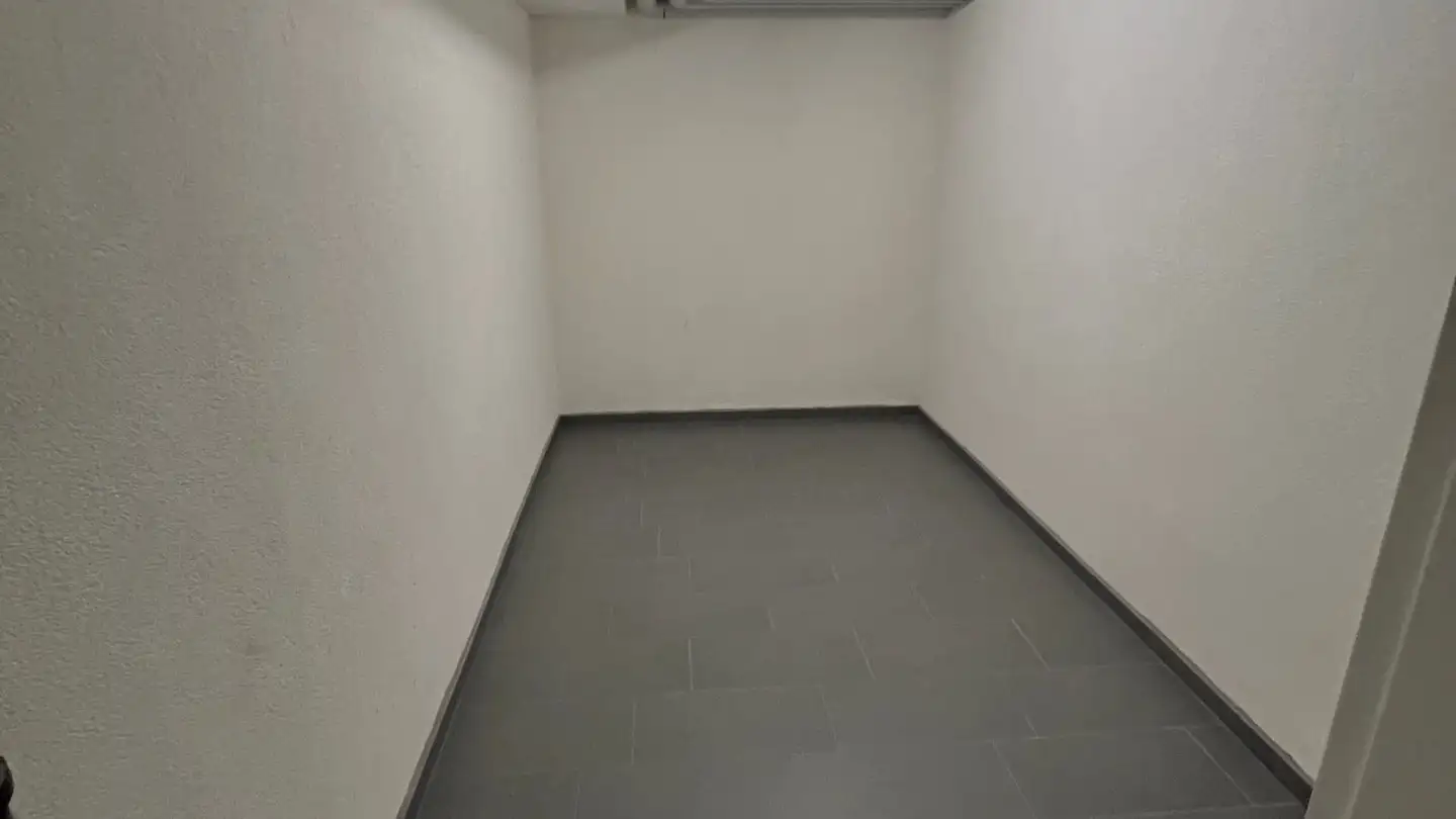 Espace de stockage à louer - Ergolzstrasse 11, 4415 Lausen